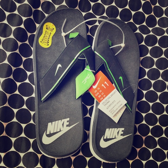 nike soft flip flops mens